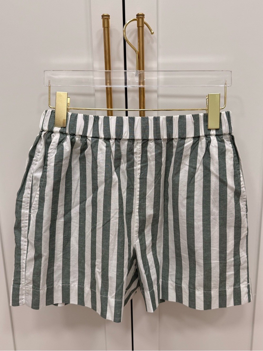Alex Mill Poolside Shorts in Positano Stripes